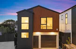18E Mallard Place, Unsworth Heights
