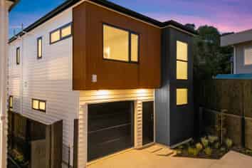 18D Mallard Place, Unsworth Heights