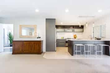 84 Lake Panorama Drive, Henderson Valley