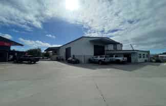 Tidy industrial facility - Easy SH1 access