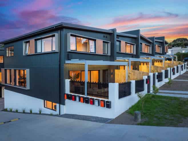 403 Beach Road, Mairangi Bay