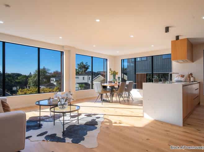 403 Beach Road, Mairangi Bay