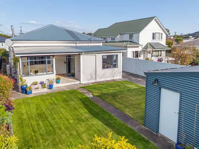 55 Bristol Square, Hutt Central