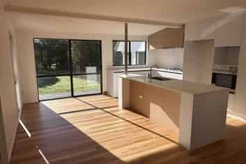 174 Old North Road , Kumeu
