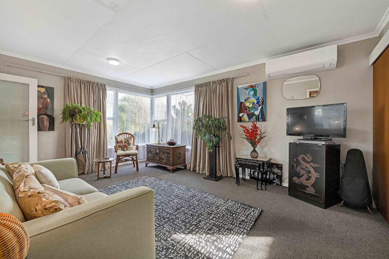 A spacious Westown oasis - Widok 6