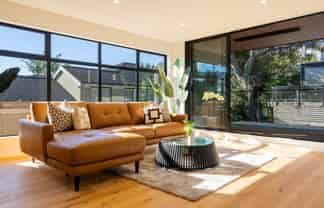 1/403 Beach Road, Mairangi Bay