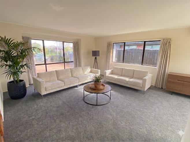7  Kadina Place, Botany Downs