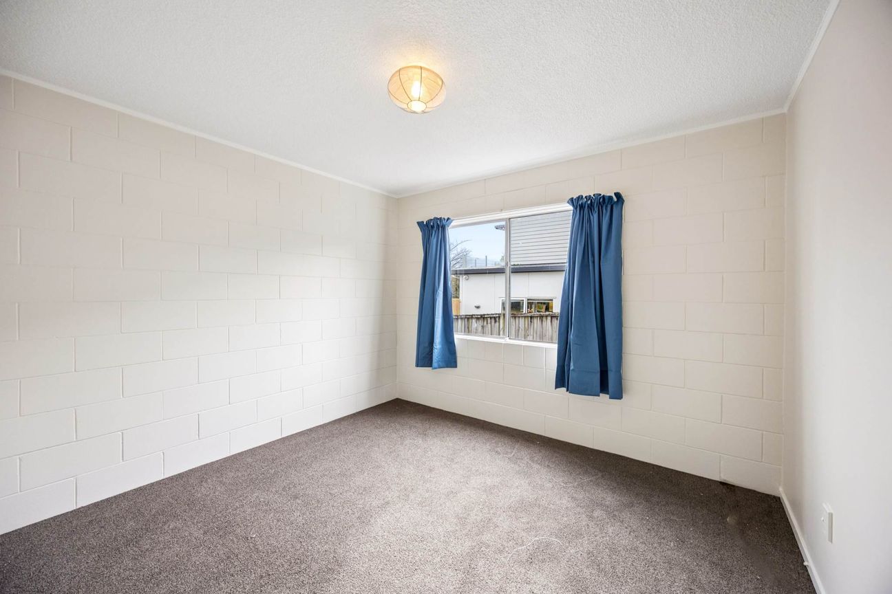 Newly renovated and water included - Widok 6