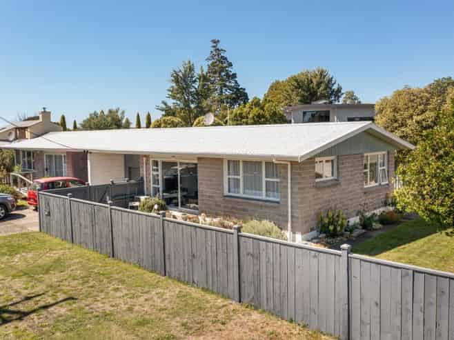 1/9 Dillon , Blenheim Central