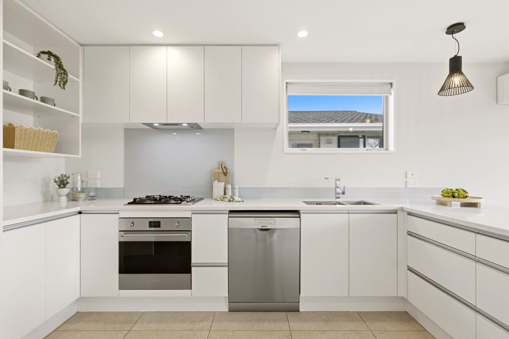 Standalone Living, Extra Space Where It Counts - Vista 6