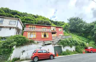 64 Holloway Road, Aro Valley