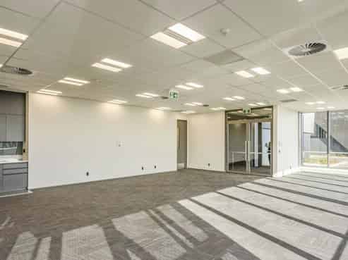 CBRE - High Profile Highbrook Office