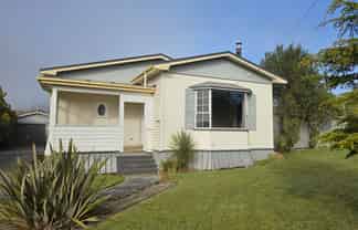 7 Seddon Street, Runanga