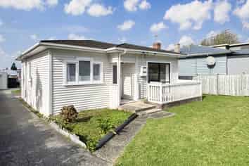 52 Winstone Road, Mount Roskill