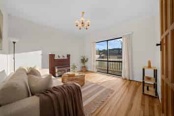 52 Winstone Road, Mount Roskill