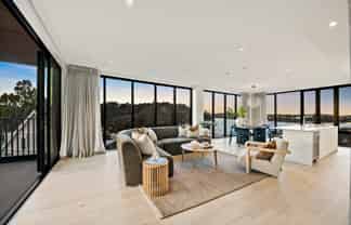201/45 Hudson Bay Road, Hobsonville