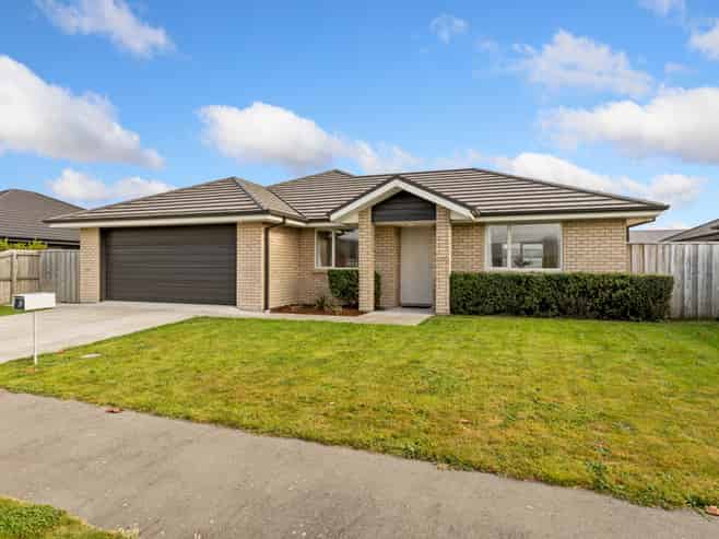 24 Reuben Avenue, Rolleston