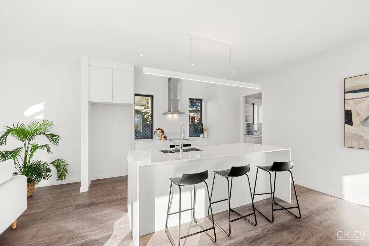 BRAND NEW IN WOBURN - Mehr