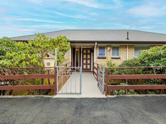 18 Bouverie Street, North East Valley
