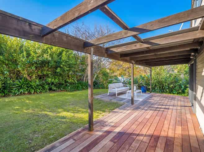 2 Rata Street, Oneroa
