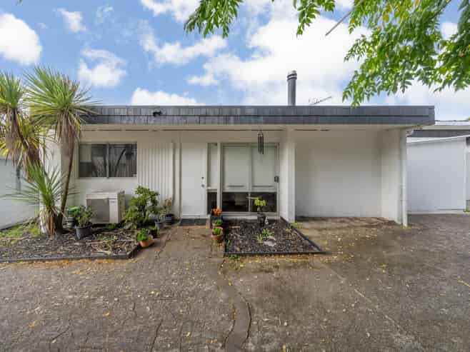2/8 Wilbur Place, Pakuranga Heights
