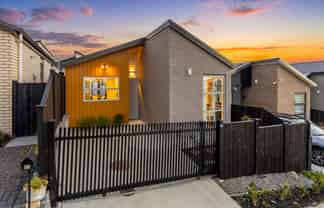 37 Puwha Street, Massey