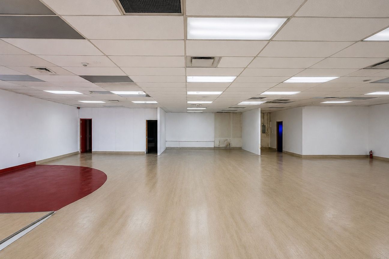 Retail in Newmarket Plaza – pohled 3