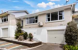 2/50 Pilkington Road, Panmure