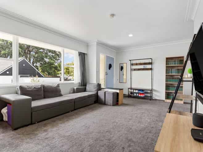2/50 Pilkington Road, Panmure