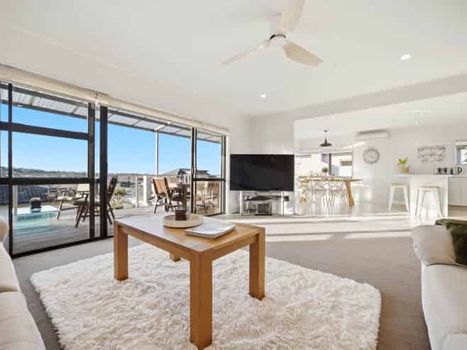 1B Beechwood Road, Rothesay Bay