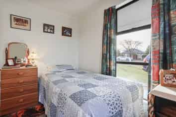 4 Amberley Beach Road, Amberley