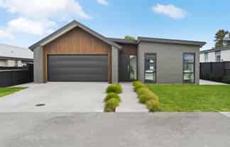 21 Te Au Rere Crescent, Cambridge