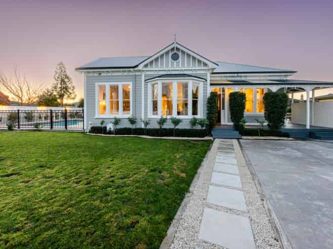 600 Park Road North, Parkvale