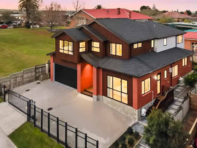 4A Vintage Drive, Henderson