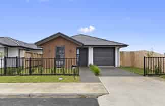 7 Bourn Heath Drive, Rototuna
