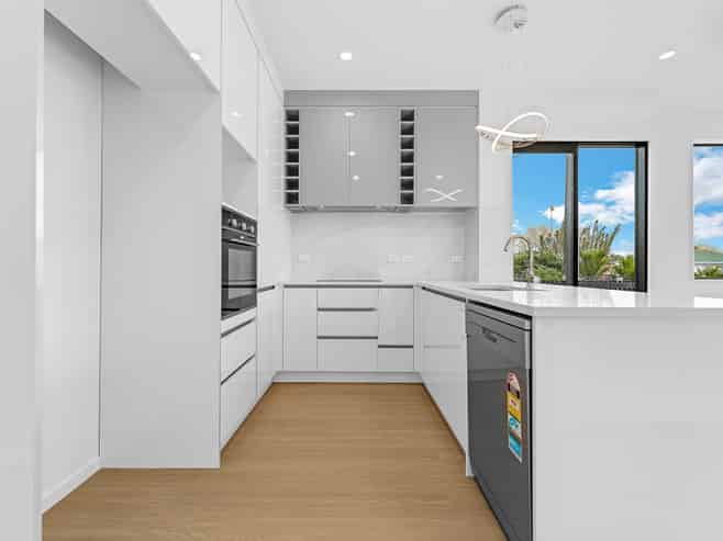 1 Lovely Thalora, Mangere East