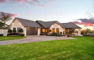 19 Shadbolt Drive, Cambridge