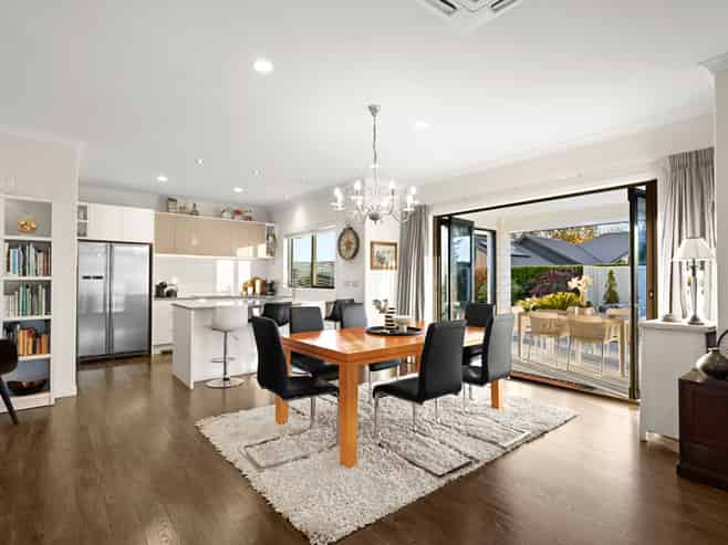 19 Shadbolt Drive, Cambridge