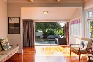 40 Harlston Road, Mount Albert