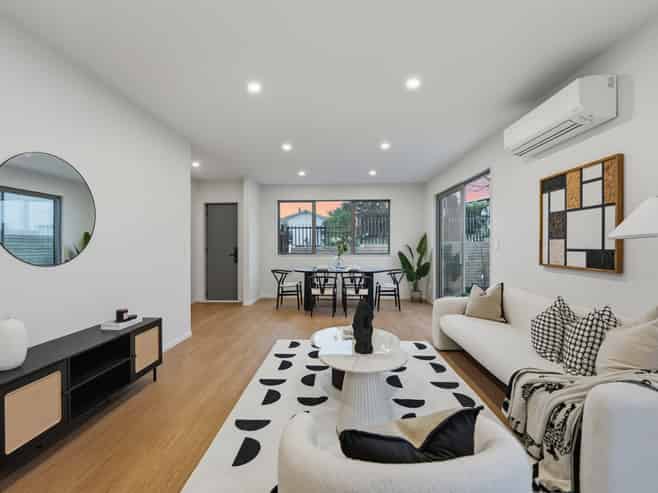 72A Sycamore Drive, Sunnynook