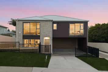 72A Sycamore Drive, Sunnynook