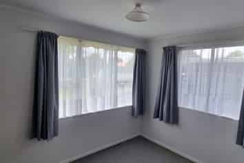 10A Seddon Street, Glenholme