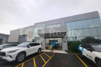 Warehouse Facility Penrose - Drive Through