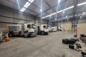 Warehouse Facility Penrose - Drive Through