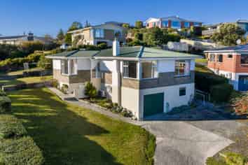 1 St Andrew Place, BALCLUTHA