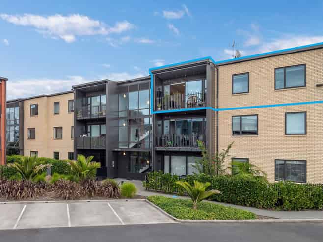 201/10 Awataha Drive, Northcote