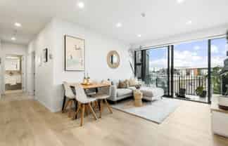 201/10 Awataha Drive, Northcote