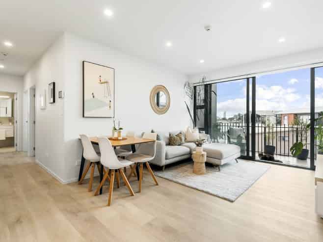 201/10 Awataha Drive, Northcote