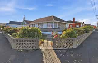 132 Macandrew Road, South Dunedin