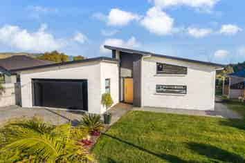 4 Kaiwaru Place, WAIKANAE